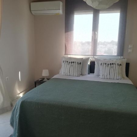 Luxury Apt Near The Airport Apartment Spata  Bagian luar foto